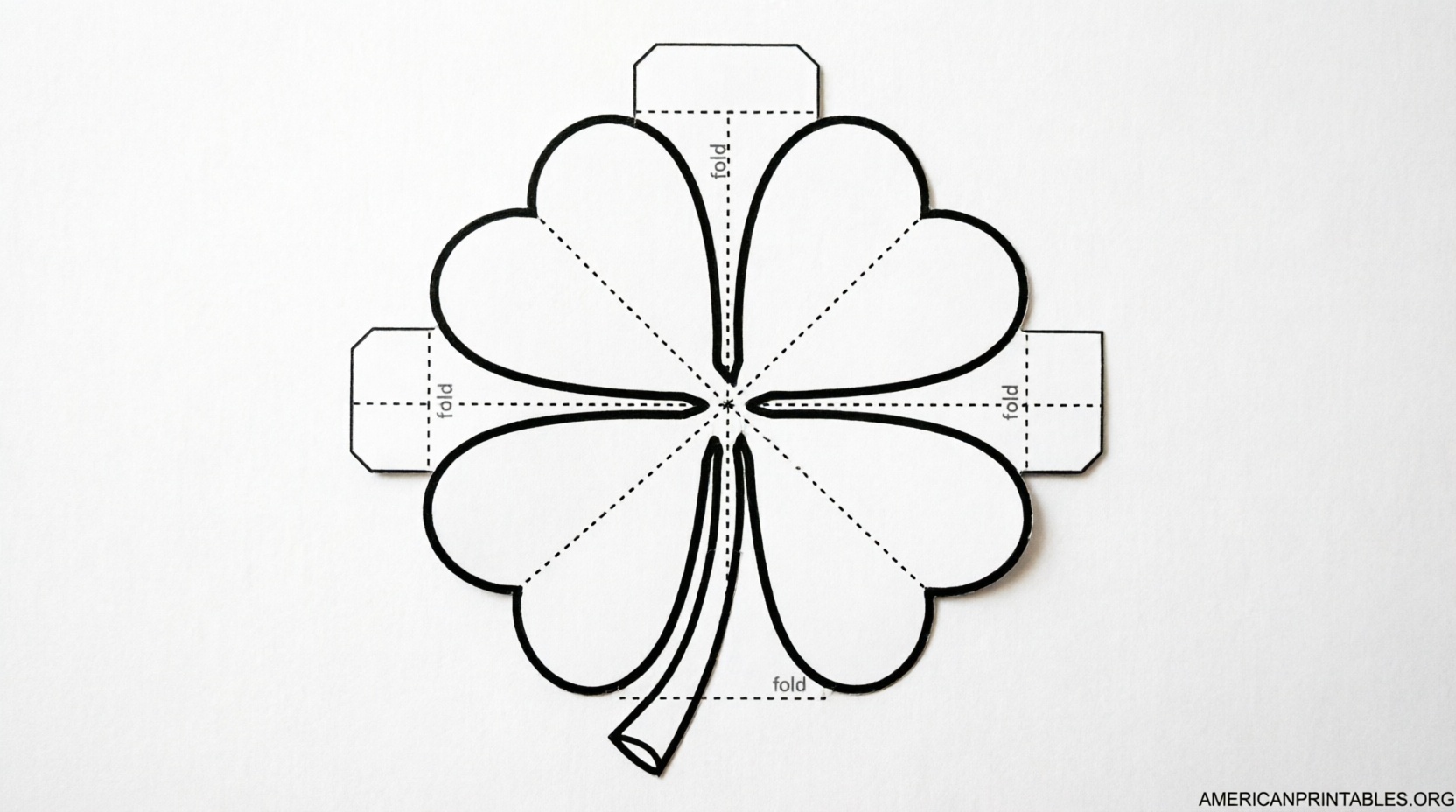 Free Four Leaf Clover Template Printables (3)